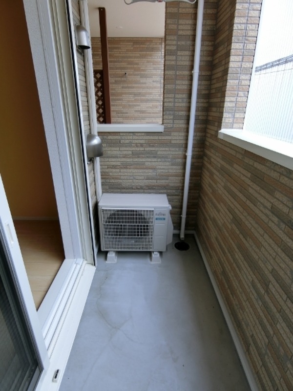 バルコニー　図面と現状に相違がある場合には現状を優先