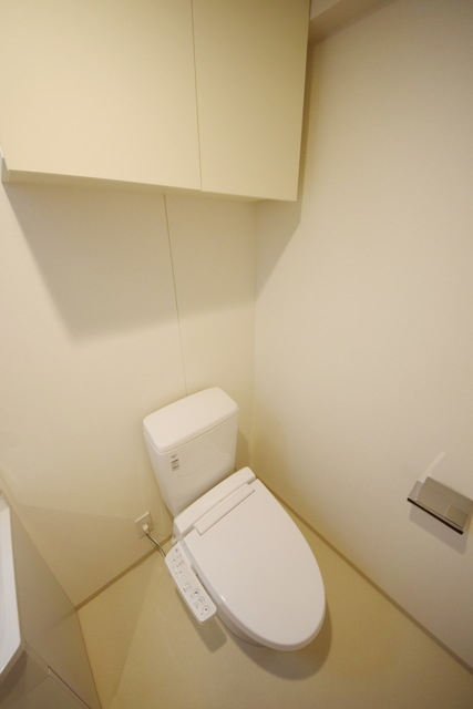 トイレ　別号室参考写真