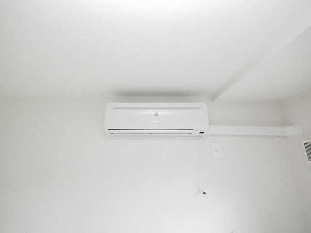 その他設備　☆暑い日も快適なエアコン☆