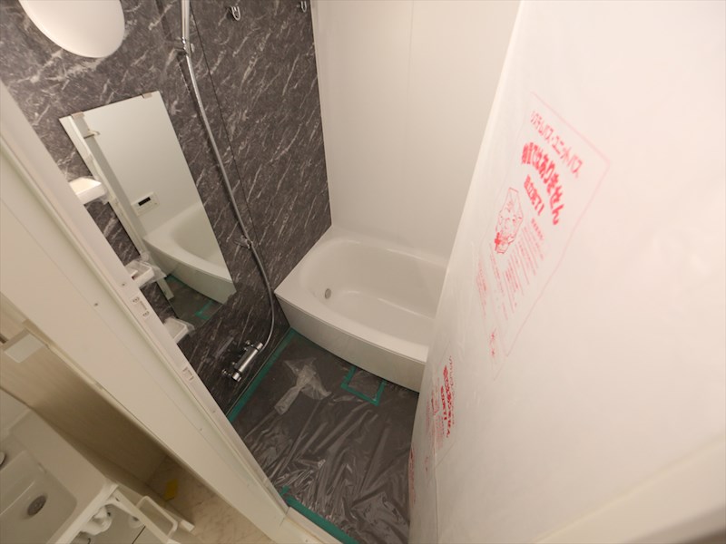 バス・シャワールーム　浴室暖房乾燥機付　追い焚き・オートバス機能付お風呂