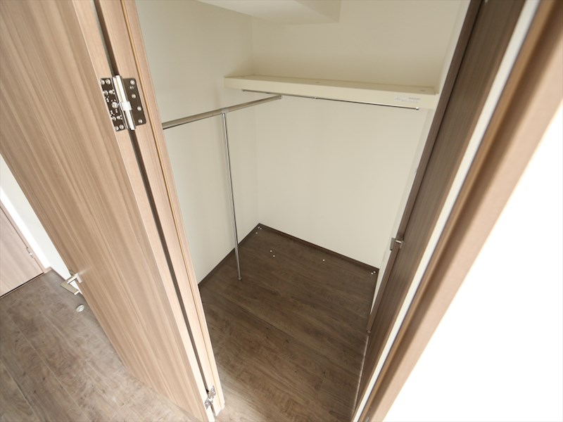 収納　ウォークインクローゼット（収納充実してます）