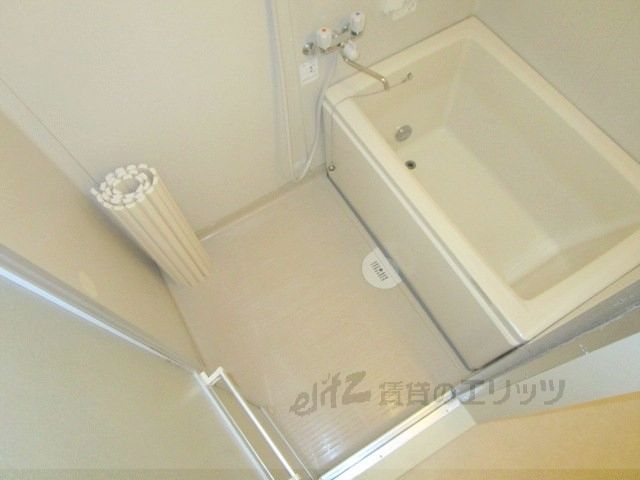 バス・シャワールーム　風呂