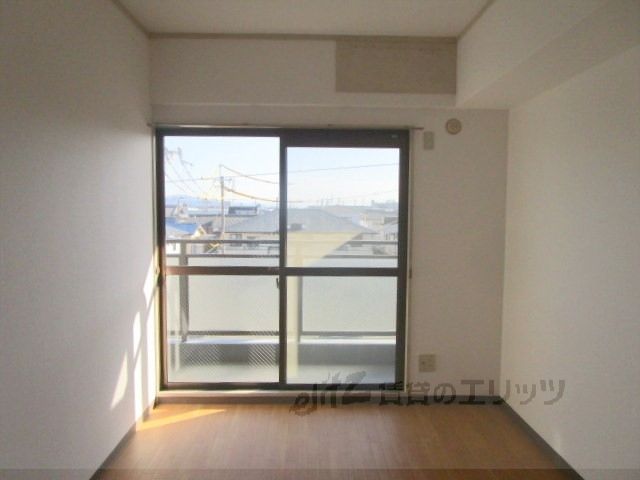 居室・リビング　洋室