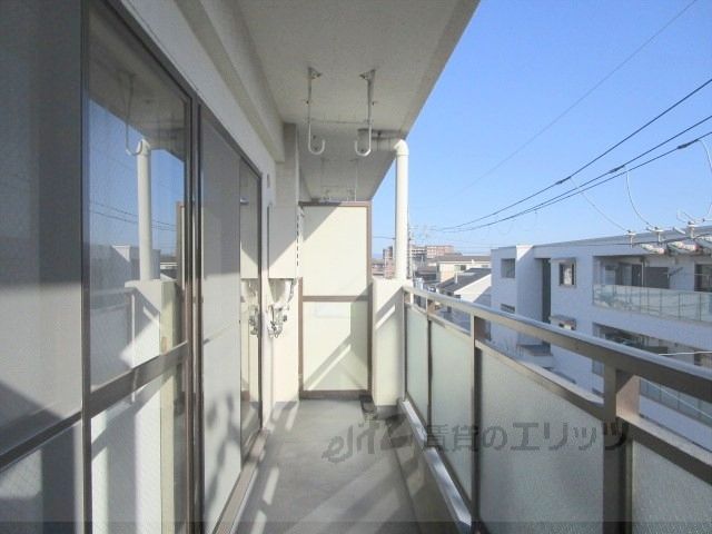 バルコニー　ベランダ