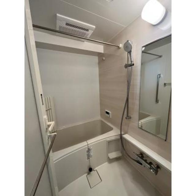 バス・シャワールーム　※写真は同タイプ住戸です。