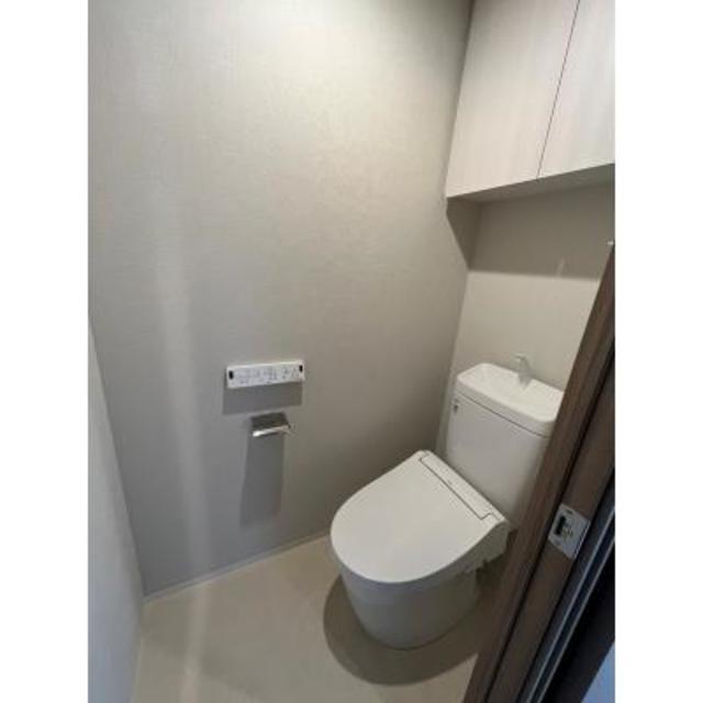 トイレ　※写真は同タイプ住戸です。