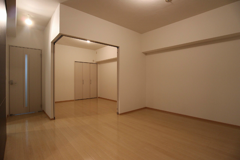 居室・リビング　LDKは12帖です。各部屋は引扉で仕切れます。