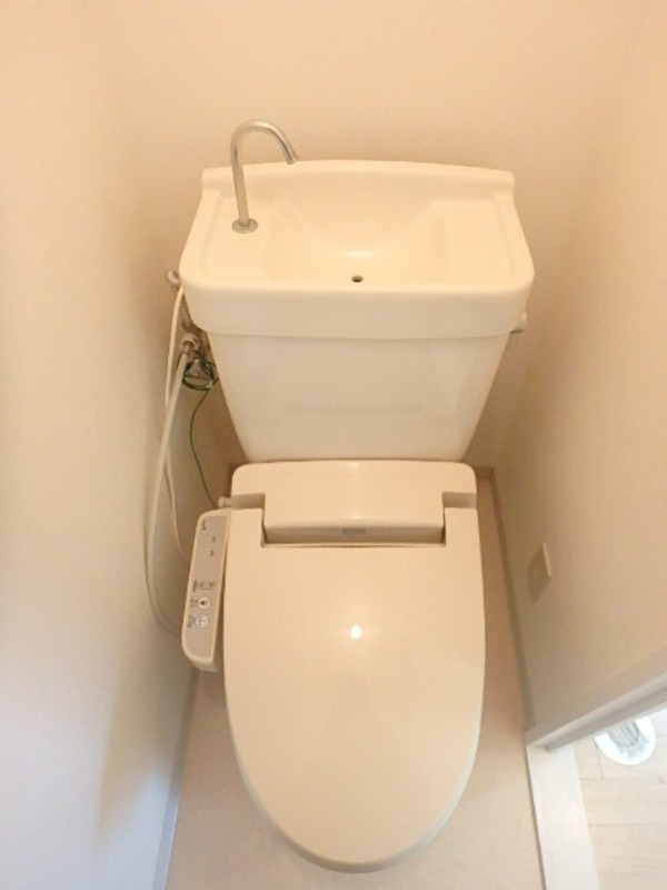 トイレ　図面と現状に相違がある場合には現状を優先