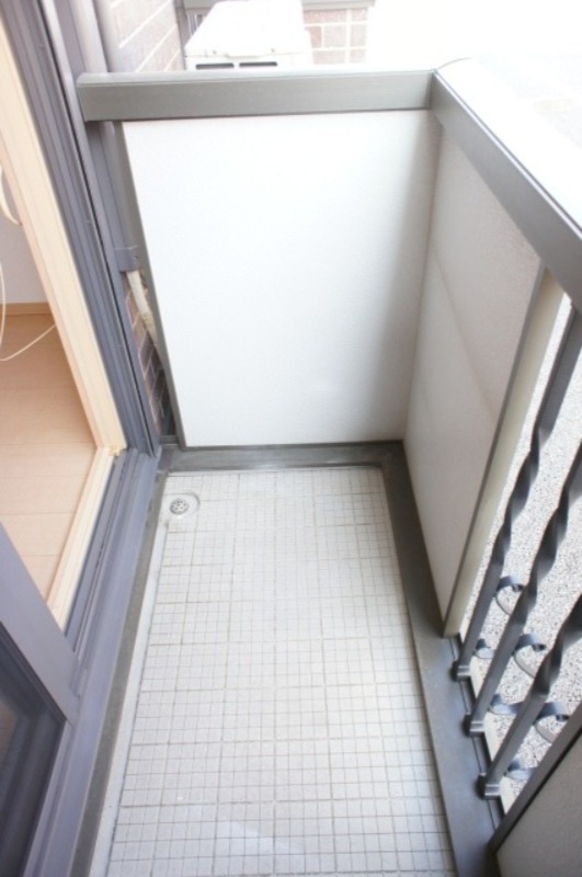 バルコニー　図面と現状に相違がある場合には現状を優先