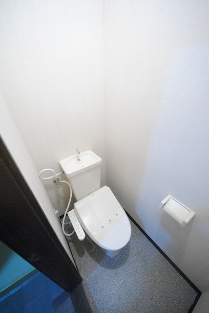 トイレ　写真は２０１号室