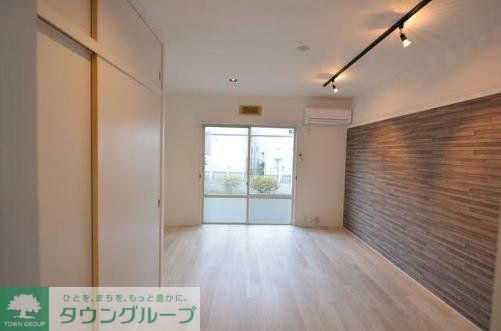 居室・リビング　★お部屋探しは株式会社タウンハウジング東京まで★