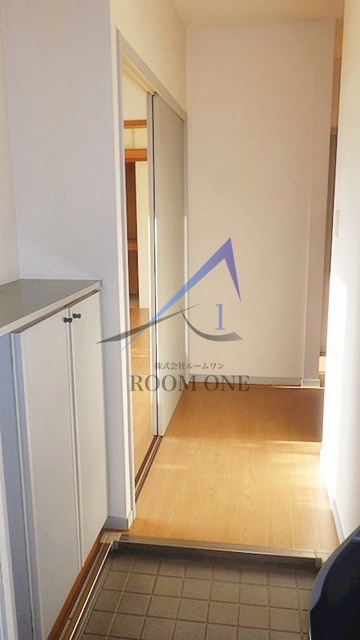 玄関　玄関です。