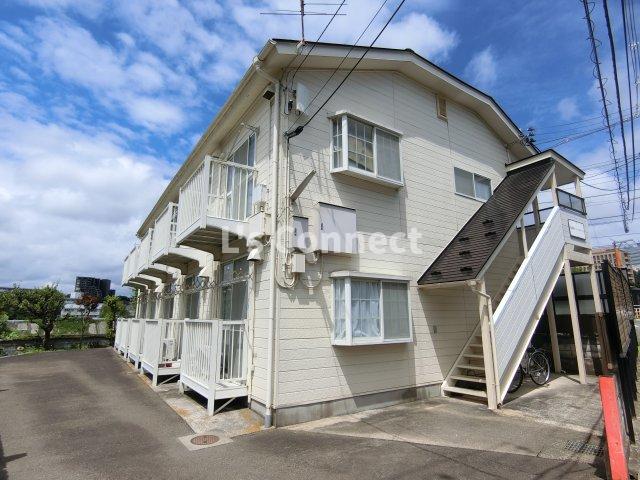 建物外観　大町西公園駅徒歩９分のアパートです。