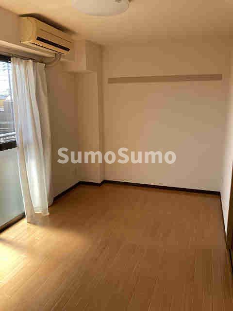 居室・リビング　ゆったりとした居間です