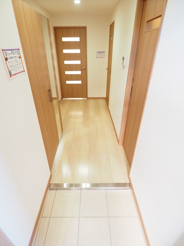 玄関　広々とした玄関★シューズＢOX大。