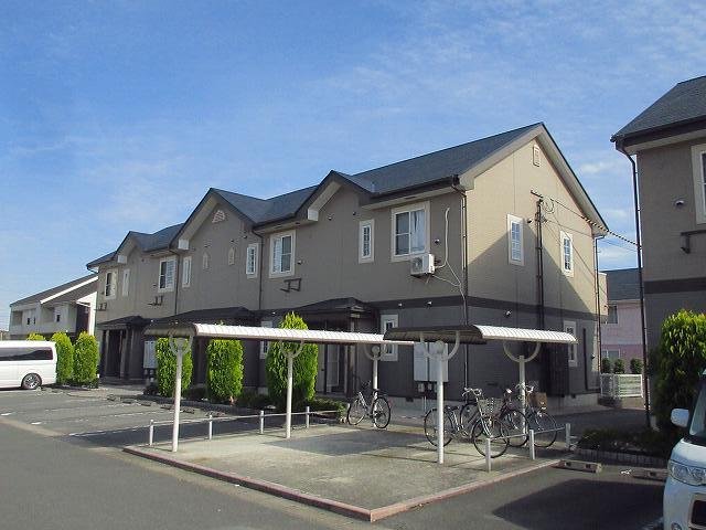 建物外観　外観は落ち着いています