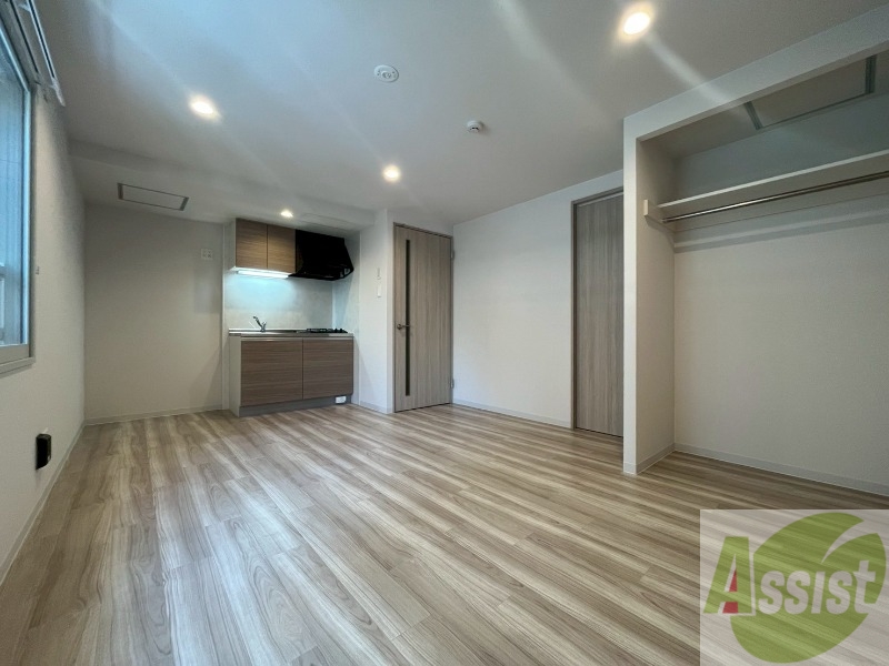 居室・リビング　広々としたリビングですね。使い勝手がよさそうですね！