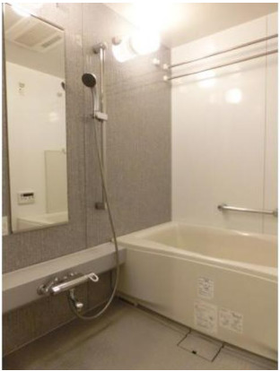 バス・シャワールーム　※別部屋参考写真