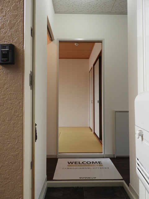 玄関　Ａ１０１　玄関