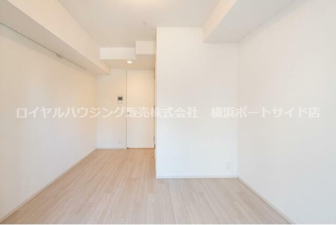 居室・リビング　※同タイプの室内写真となります。