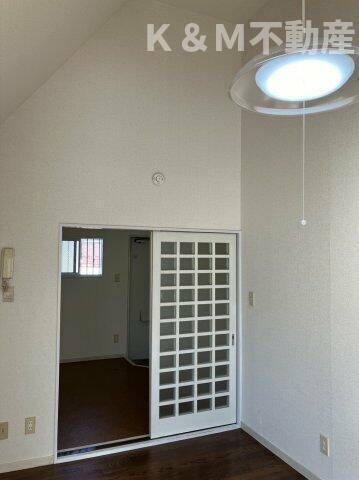 その他部屋・スペース　明るい色調の室内です