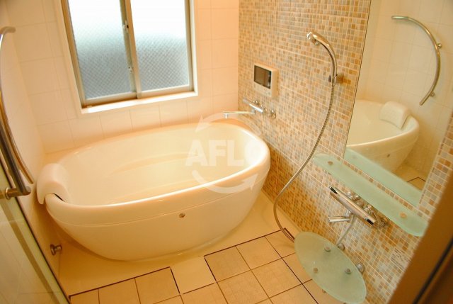 バス・シャワールーム　アプリーレ南堀江　浴室