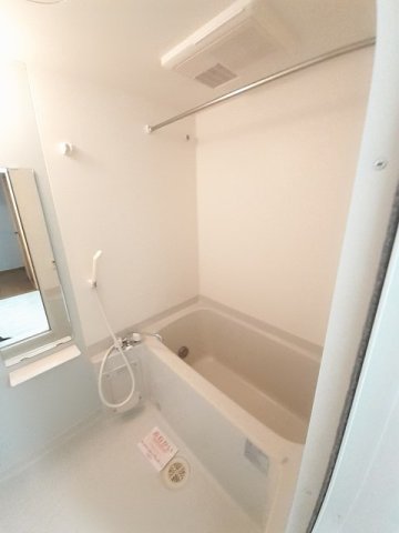 バス・シャワールーム　ゆったり過ごせるお風呂です