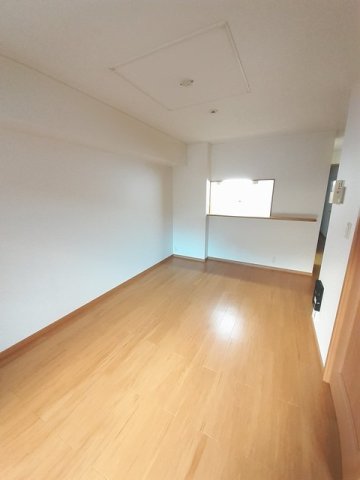 居室・リビング　使いやすい居間です