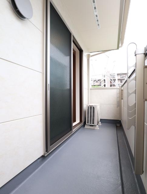 バルコニー　バルコニー