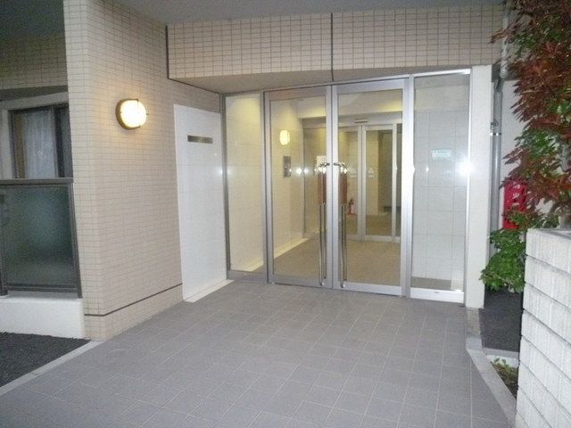 エントランス　エントランス