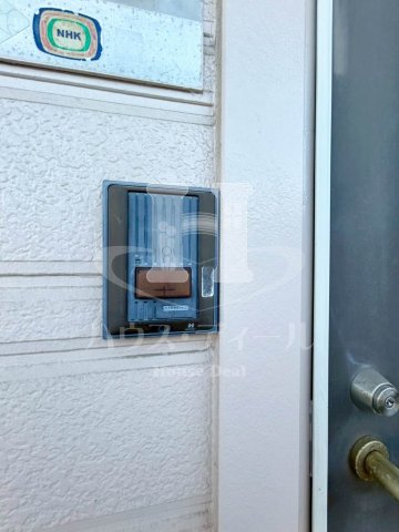 居室・リビング　和室ならではの温かな和の空間で寛ぎの時間を過ごせます