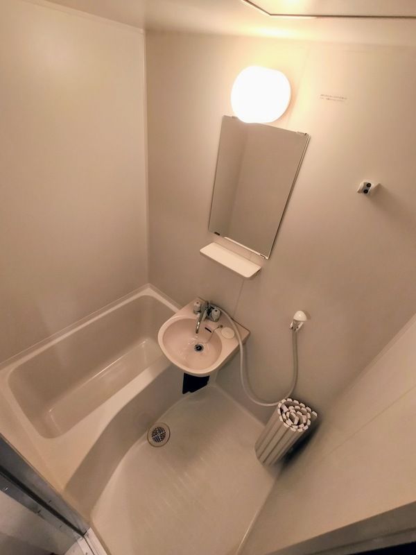 バス・シャワールーム　お風呂で日々の疲れを落としましょう