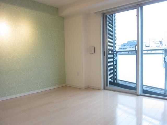 居室・リビング　お問い合わせはタウンハウジングまで