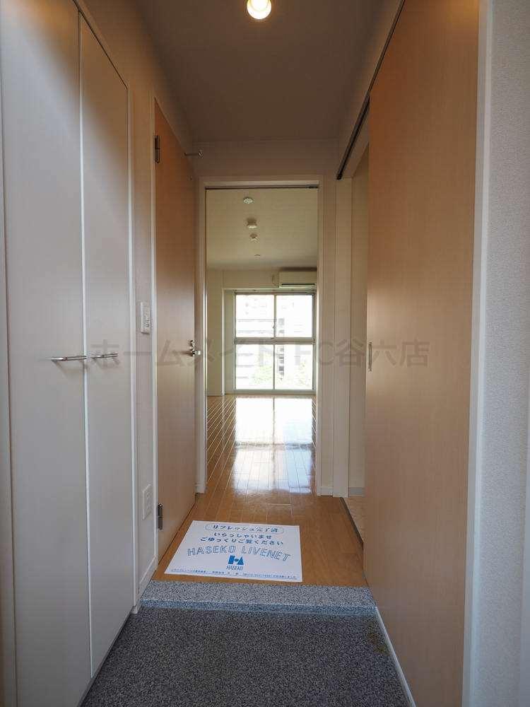 玄関　アリス・マナーガーデン谷町