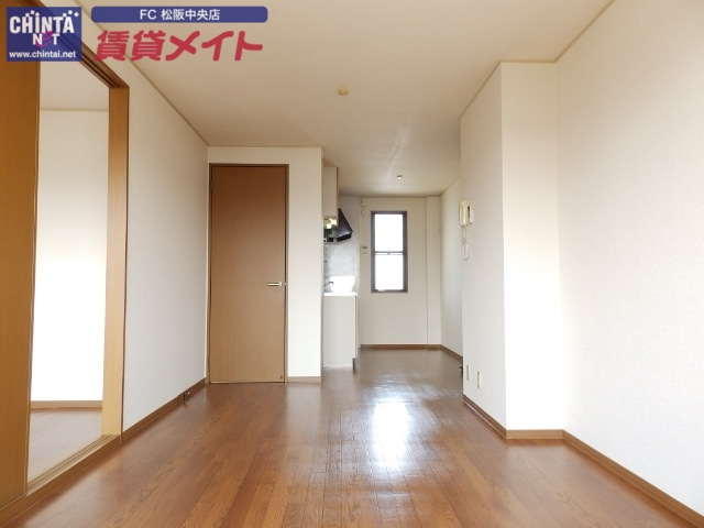 居室・リビング　同型参考写真