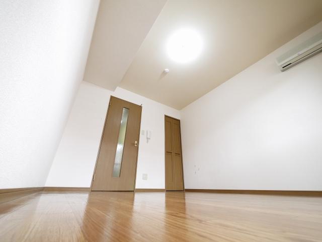 居室・リビング　ゆったり過ごせる居間です