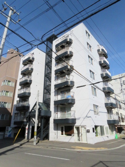 建物外観　地下鉄東西線南郷７丁目駅まで徒歩5分！