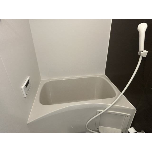 バス・シャワールーム　同施工参考写真となります