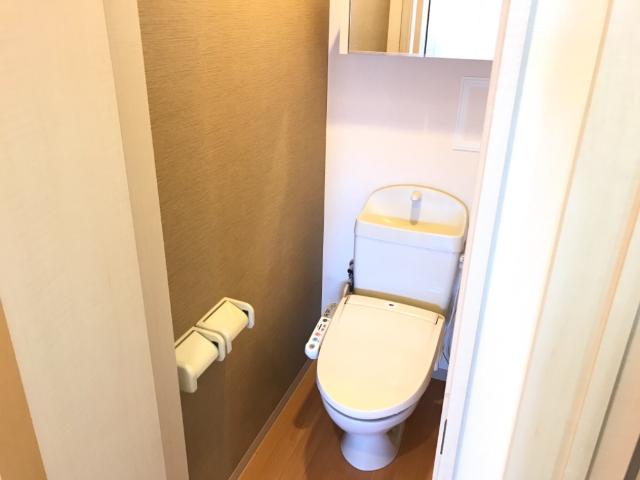 トイレ　トイレ