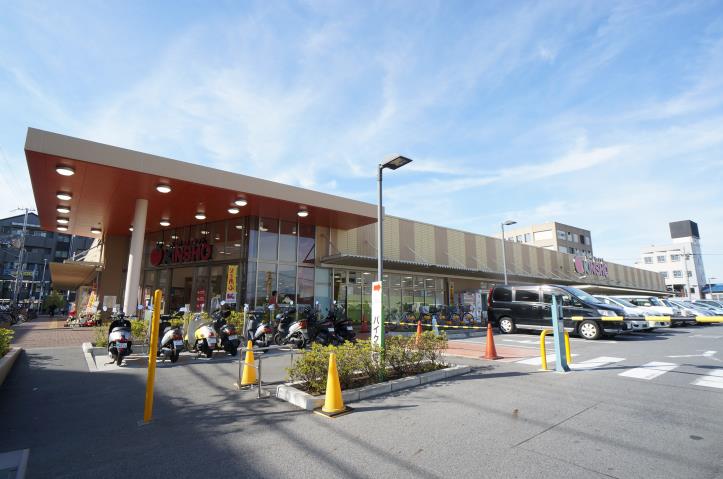 スーパー　スーパーマーケットＫＩＮＳＨＯ　大和高田店（スーパー）まで876m