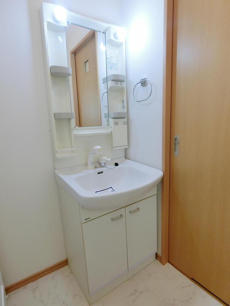 洗面設備　別部屋参考画像