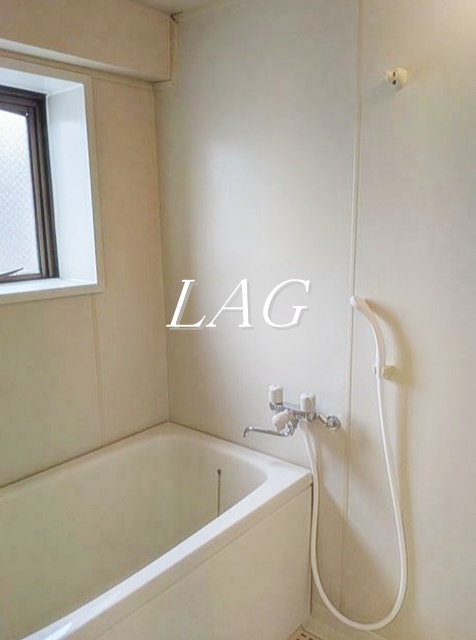 バス・シャワールーム　お風呂です。