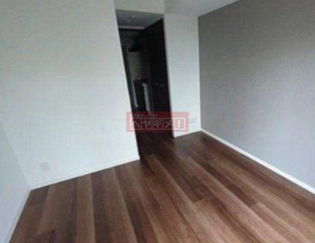 居室・リビング　玄関