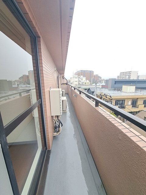 バルコニー　東側バルコニー