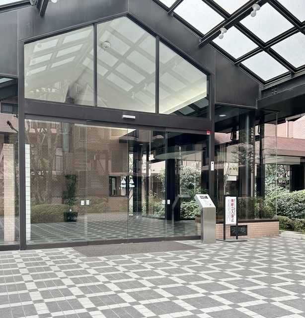 エントランス　エントランス