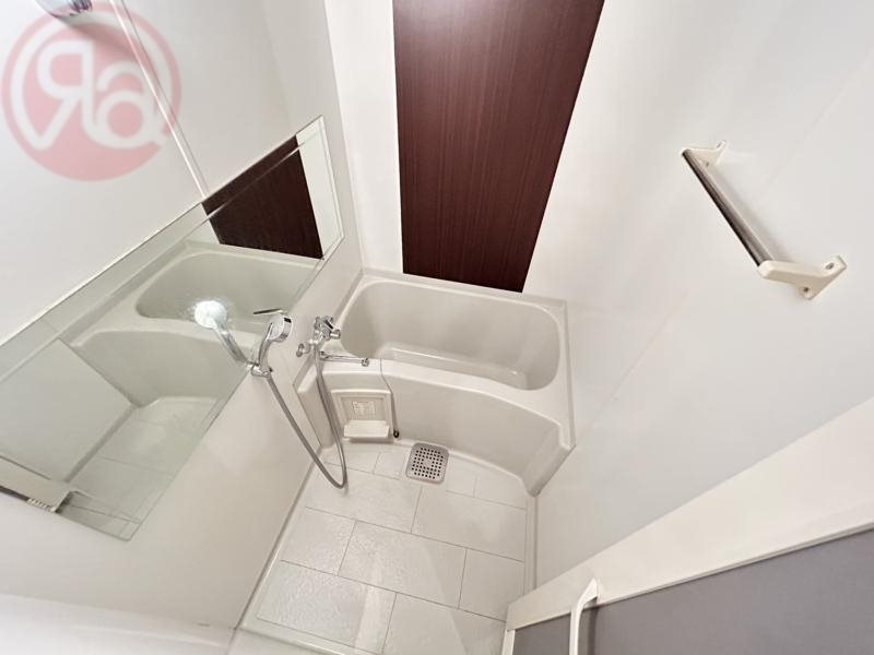 バス・シャワールーム　きれいなお風呂です