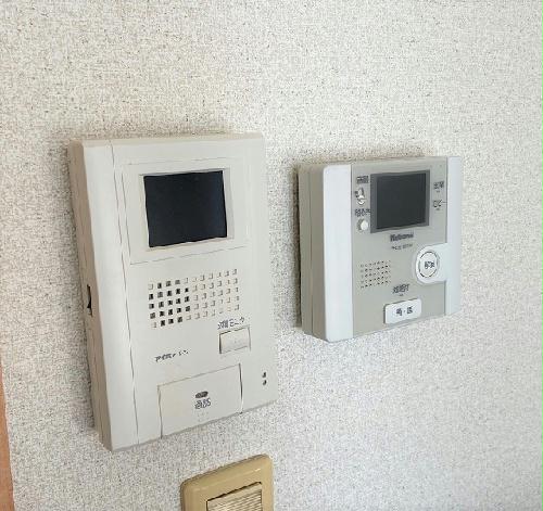 セキュリティ　モニター付きインターホン