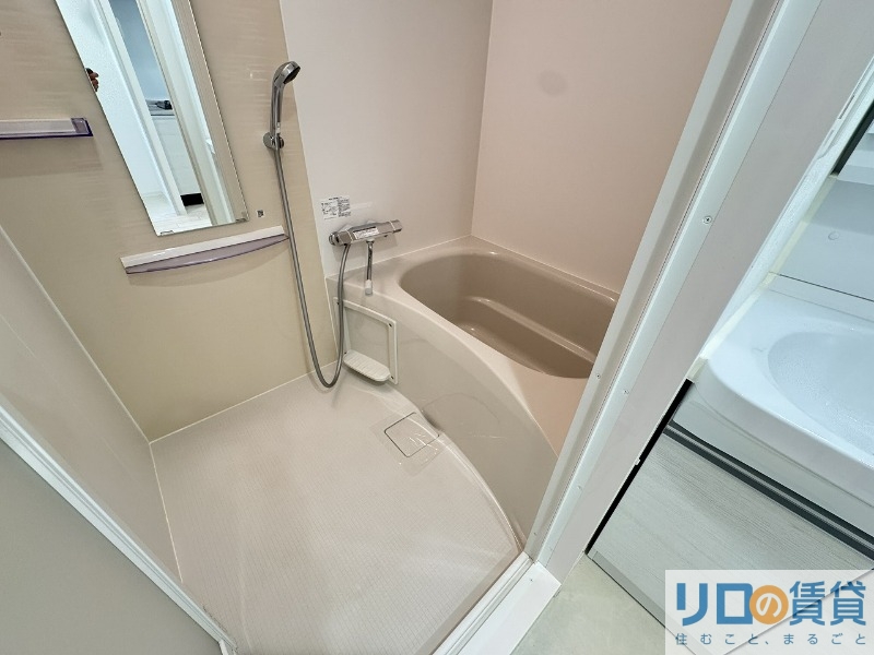 バス・シャワールーム　別の間取りのイメージ写真になります。