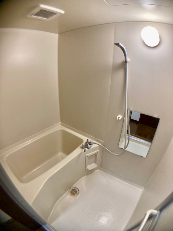 バス・シャワールーム　バストイレ別のお部屋です！