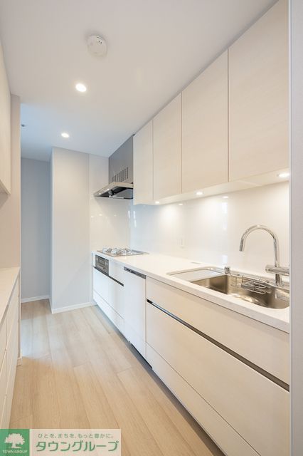 キッチン　※写真は同タイプ住戸です。